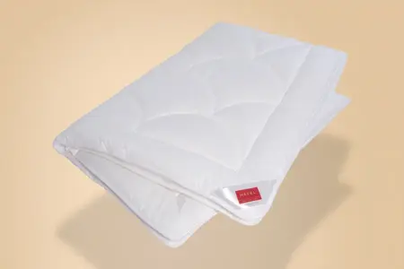 HEFEL Kissen Edition 101 mit 100 % TENCEL™ Lyocell Füllung für optimales Temperatur- und Feuchtigkeitsmanagement und ein angenehmes Schlafklima.“